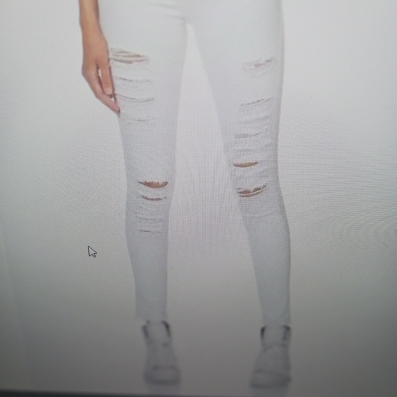 White ripped jeans - Picture 14 of 15